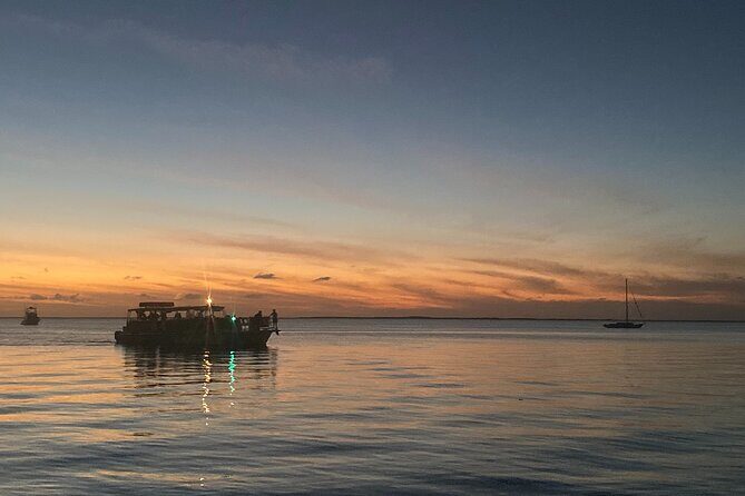 1.5 Hour Bay Side Key Largo Sunset Cruise on a Spacious Catamaran - Why the Key Largo Sunset Cruise Stands Out