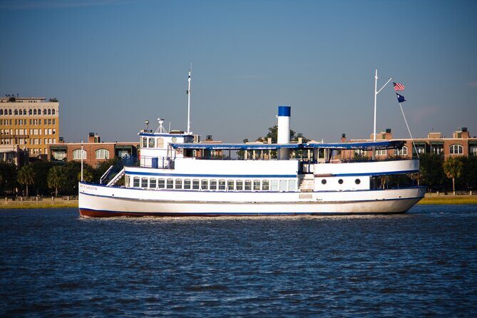 1.5-Hour Charleston Harbor Cruise with Live Narration - FAQs