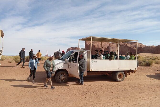 1.5 Hour Jeep Tour in Monument Valley - Exploring the 1.5 Hour Jeep Tour in Monument Valley