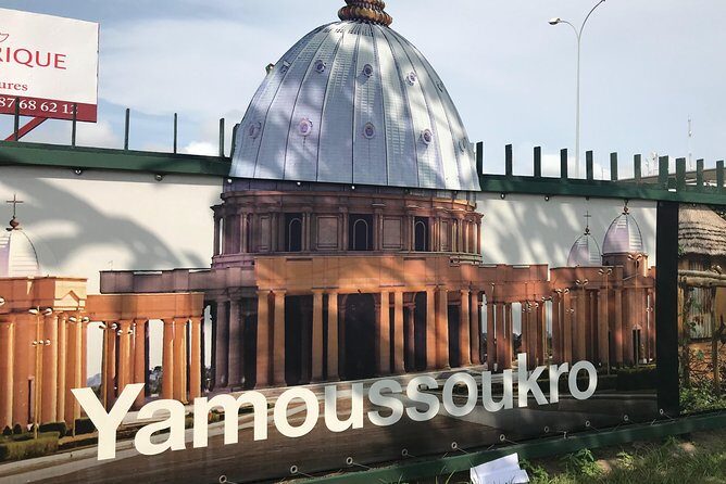 1.5-Hours Basilica and Yamoussoukro Tour with English Guide - The Broader Context: Yamoussoukro’s Sights