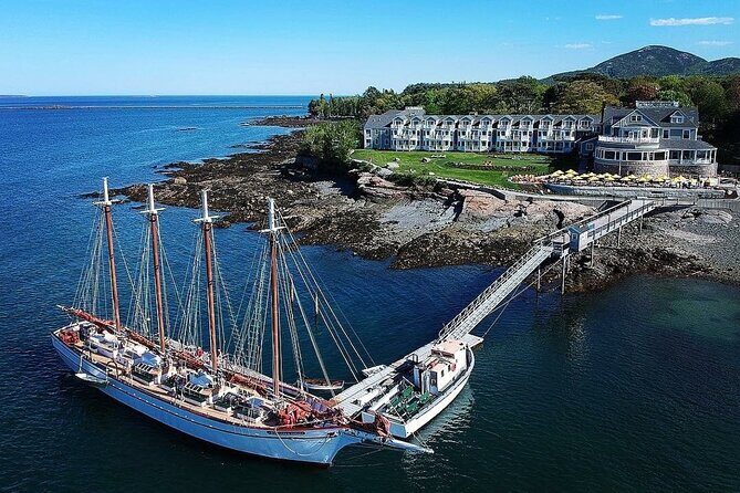1.5 to 2-Hr Windjammer Sailing Trip in Maine w/ Licensed Captain - Who Will Love This Trip?