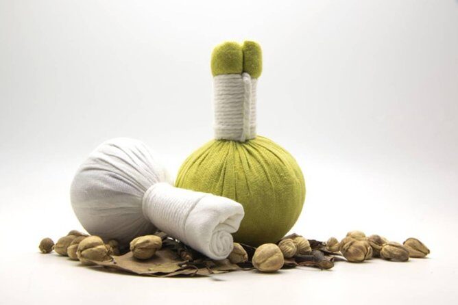 1.5Hrs RelaxingWhole body with Herbcompress -Free Transportation - Key Points