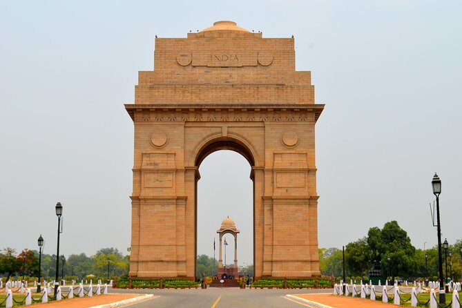 1 Day Delhi and 1 Day Agra Tour by Car - All inclusive Tour - Key Points