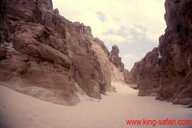 1-Day Jeep Excursion from Dahab to Small Colored Canyon - Logistics and Practical Tips