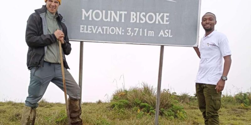 1-Day Mount Bisoke Hiking Adventure - An In-Depth Look at the Experience