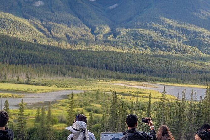 1 Day of Banff Viewpoints Lakes Bow Valley in Private Custom Tour - The Sum Up