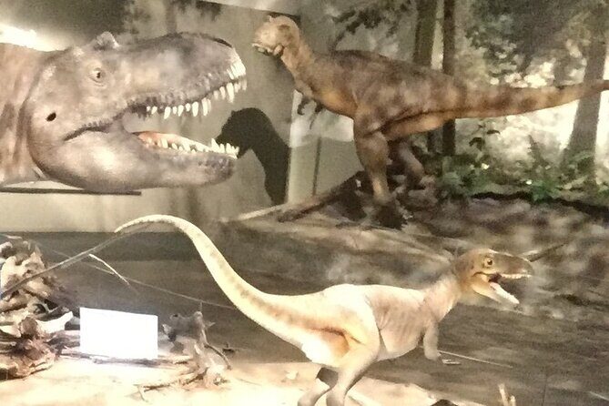 1 Day of Drumheller Dinosaurs and Badlands Guided Group Tour - FAQs