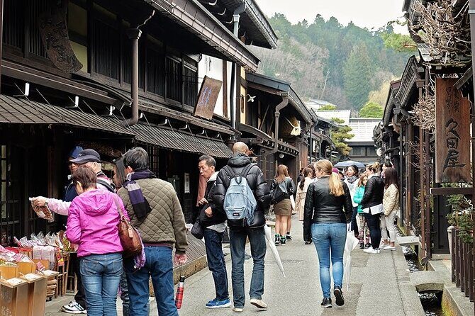1 Day Private Charter Tour to Takayama & Shirakawago - FAQ