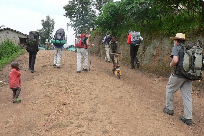 1-Day Scenic Trek through Villages and Rolling Hills in Rwanda - An In-Depth Look at the 1-Day Scenic Trek