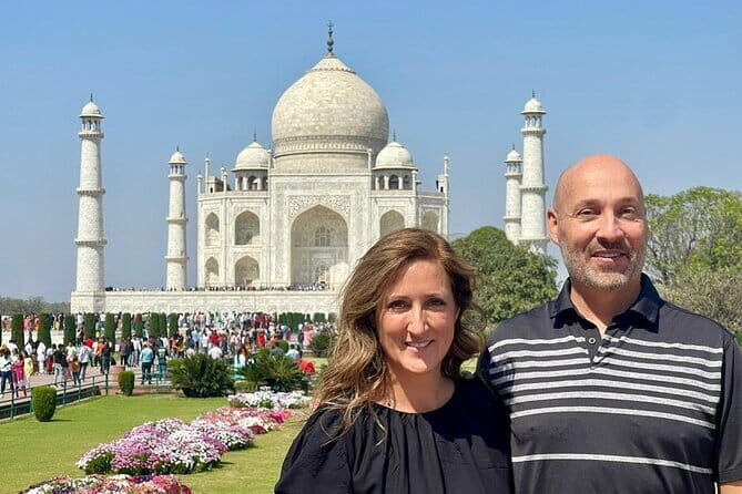 1 Day Tour from Delhi Taj Mahal and Agra Fort by Private Car - Key Points