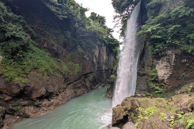 1 Day Tour from Kanazawa Tedori Gorge White Road and Shirakawa Go - The Sum Up
