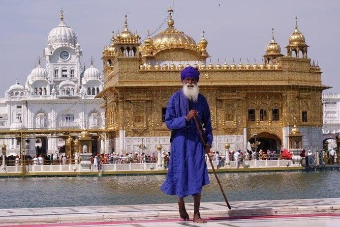 1-Day Trip to Golden Temple,Amritsar from Delhi with Both side Commercial Flight - FAQs