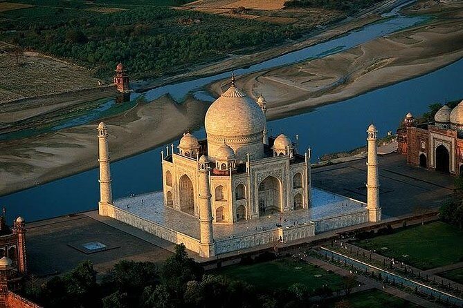 1-Day Trip to The Taj Mahal, Agra from Delhi by Super-fast Train - Returning to Delhi: Wrapping Up the Day