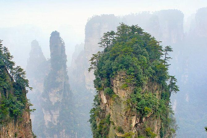 1 Day Trip to Zhangjiajie National Forest Park & Avatar Mountain - Detailed Breakdown of the Itinerary