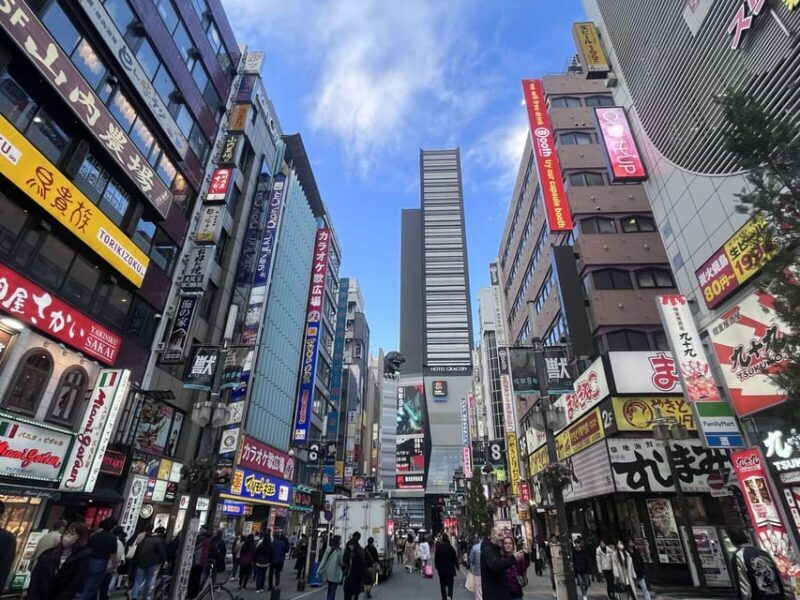 1 Day Walking Tour in Shinjuku and Shibuya: The Best of Both - What Our Past Travelers Say