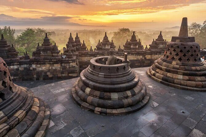 1 Day Yogyakarta tour ( Borobudur temple, Merapi Lava Tour, Prambanan Temple) - FAQ: Practical Questions About the Tour