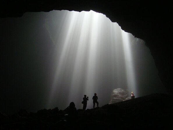 1 day Yogyakarta Tour Jomblang cave and Pindul Cave tubing - Key Points