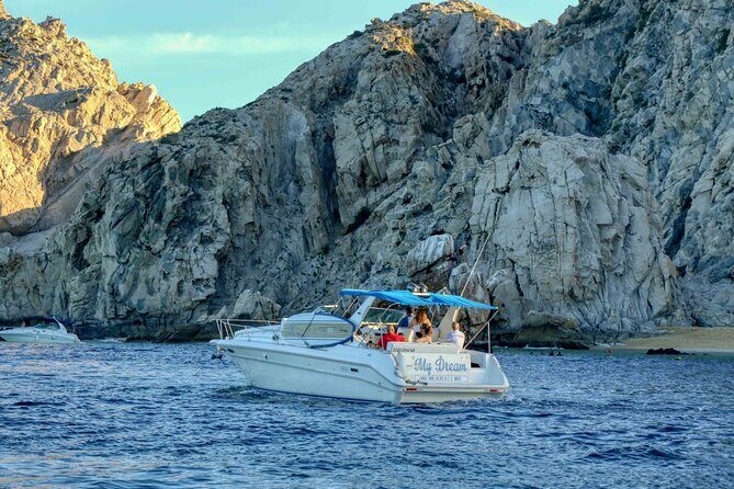 1 Hour Cabo Highlights on a 33ft Luxury Yacht - The Sum Up