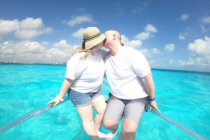 1-hour Clear Boat Tour in Nichupte Lagoon from Cancun - The Sum Up
