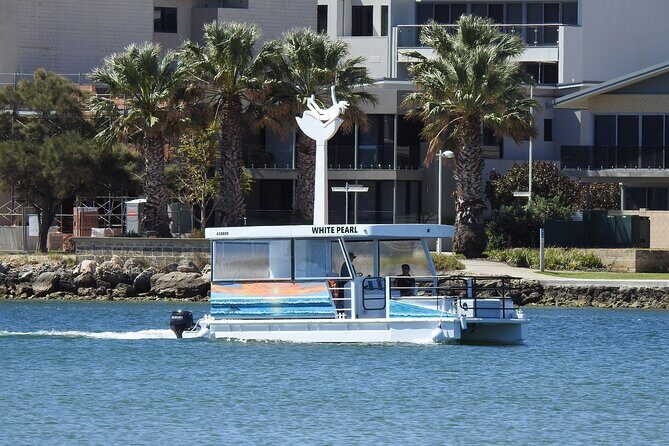 1 Hour Deluxe Scenic Dolphin Cruise - Discover Mandurah’s Coastal Charm with the 1 Hour Deluxe Scenic Dolphin Cruise