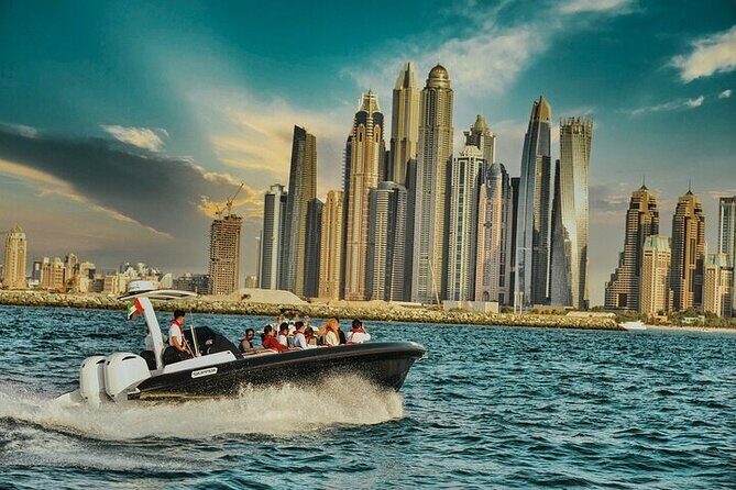 1-Hour Dubai Tour by Black Boat - Who Is This Tour Best For?