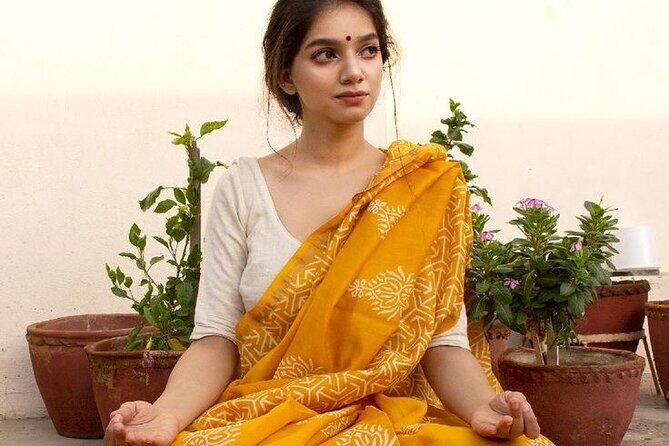 1-Hour Guided Saree and Veshti Workshop in Puducherry - Key Points