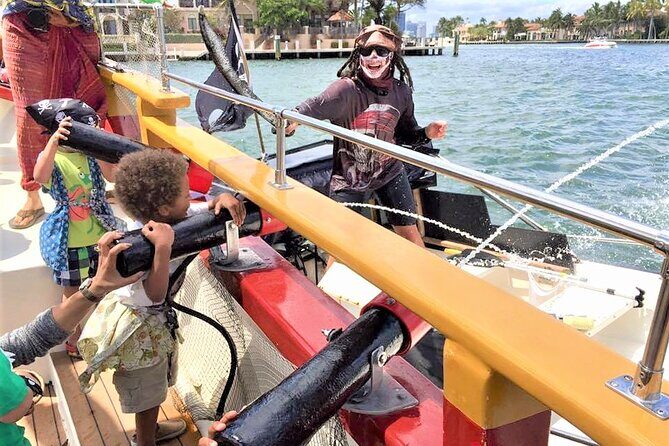 1-Hour Interactive Pirate Cruise (arrive 30 minutes early) - What the Reviews Say