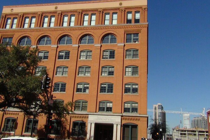 1-Hour JFK Assassination Walking Tour - Key Points