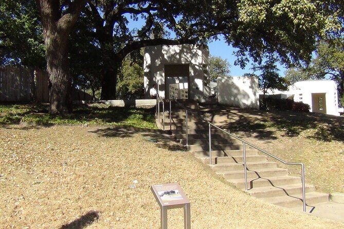1-Hour JFK Assassination Walking Tour - The Sum Up: Who Should Consider This Tour?