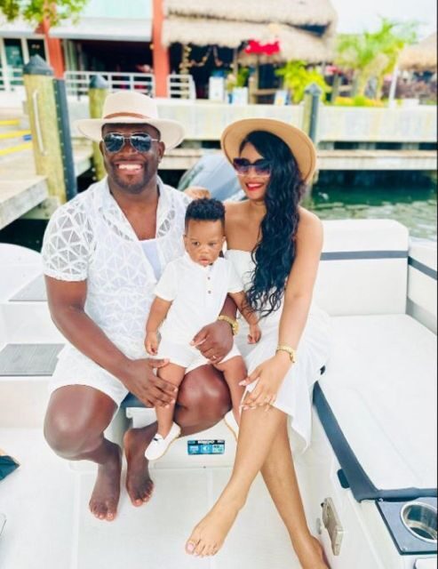 1 hour Miami Private Boat Ride with champagne and captain - A Closer Look at the Experience