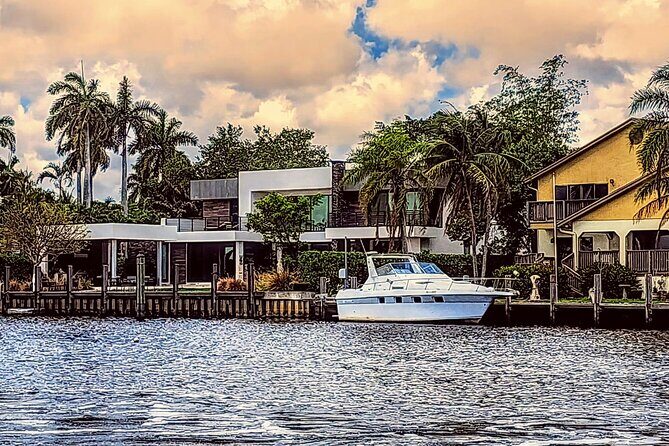 1 Hour Private Boat Tour in Fort Lauderdale Up to 12 people - The Experience Itself: What You Can Expect