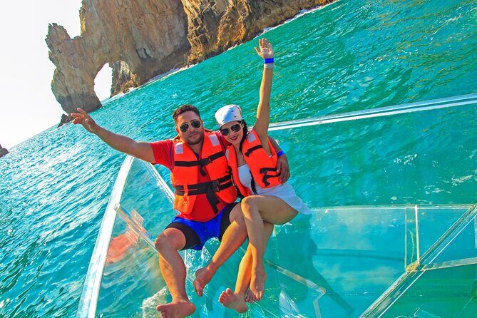 1 hour Private Navigation in Transparent Boat Arco de Los Cabos - FAQs