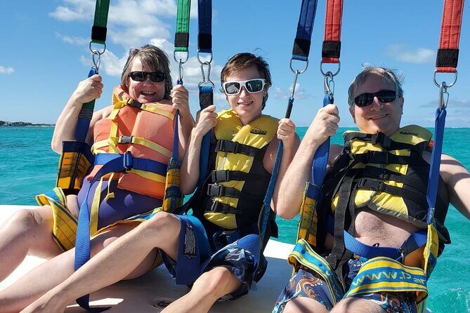 1 Hour Private Parasailing Charter, Grace Bay, Providenciales - Key Points