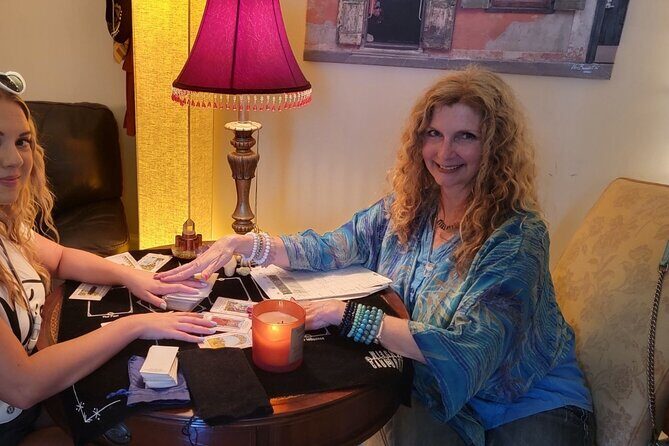 1 Hour Private Tarot Reading in Wilmington - Who Will Love This Experience?