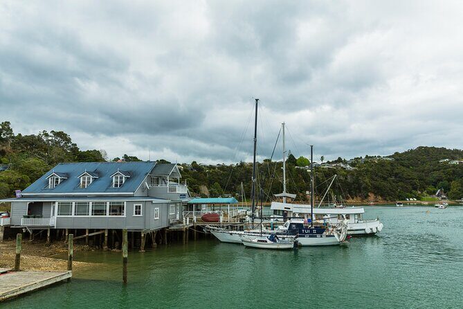 1 Hour Scenic Bay of Islands Tour - What’s Included and What’s Not