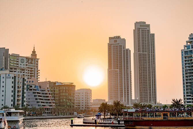 1 HR - Dubai Marina Luxury Yacht Tour - FAQ
