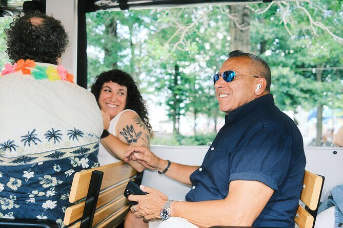 1 or 2 Day Hop-On Hop-Off Trolley Tour of Boston With 20+ Stops - The Experience in Detail