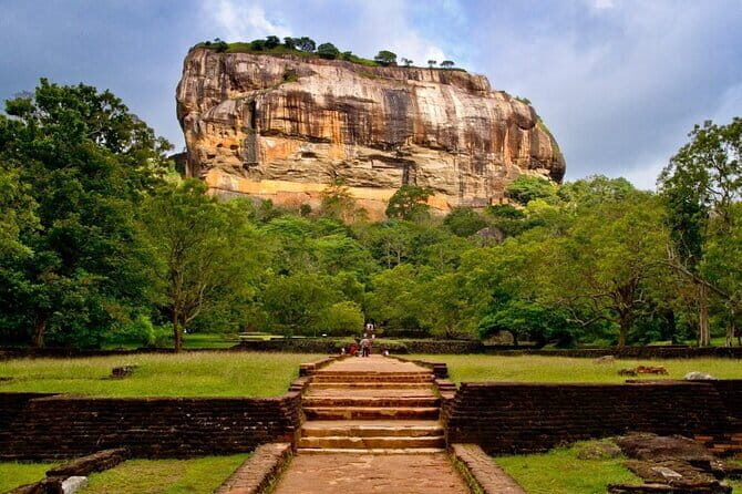 10 Days/ 9 Nights - Heritage Wildlife and Waves in Sri Lanka - Key Points