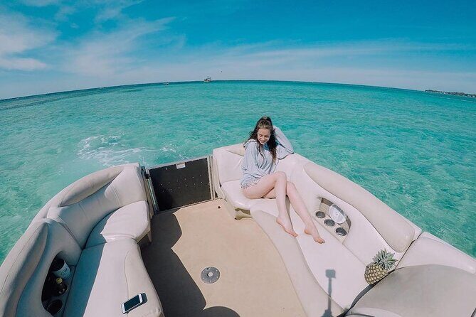 10 Passenger Pontoon Boat Rentals in Crab Island - The Experience at Crab Island