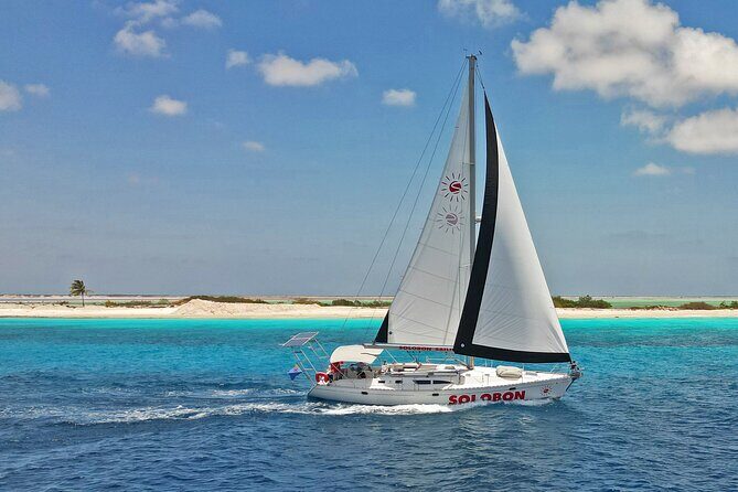100% Private Charter Snorkel, Sail, Relax (Cruisers Friendly) - An Honest Look at the Private Bonaire Yacht Snorkel and Sail Experience
