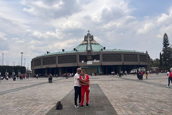 100% private tour in Guadalupe's Basilica with transport - An In-Depth Look at the Guadalupe’s Basilica Private Tour