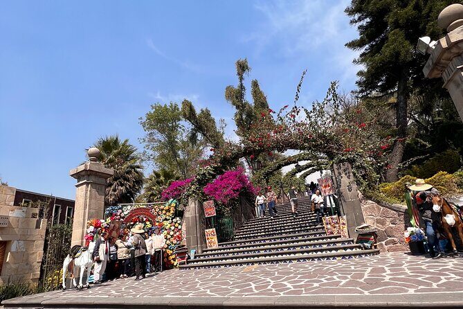 100% private tour in Guadalupe's Basilica with transport - FAQ: Your Questions Answered