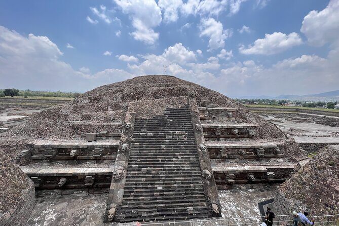 100% Private Tour in Teotihuacán Pyramids from Mexico City - An Overview of the Tour Experience