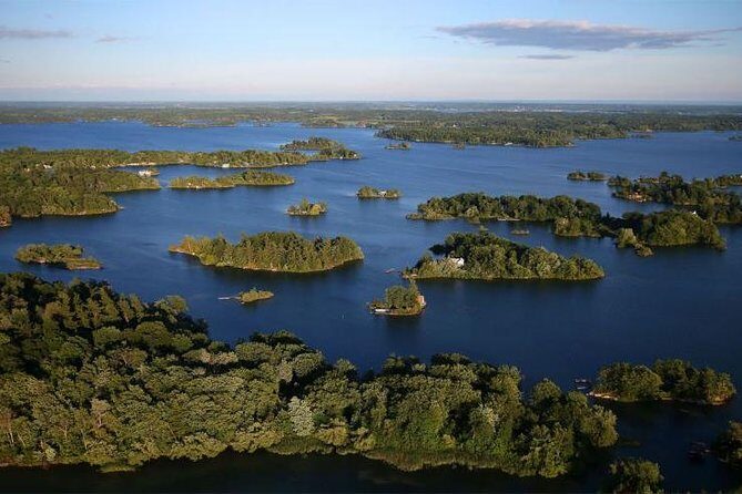 1000 Islands Canada (No passports required, Departing from the US - A Deep Dive into the Experience