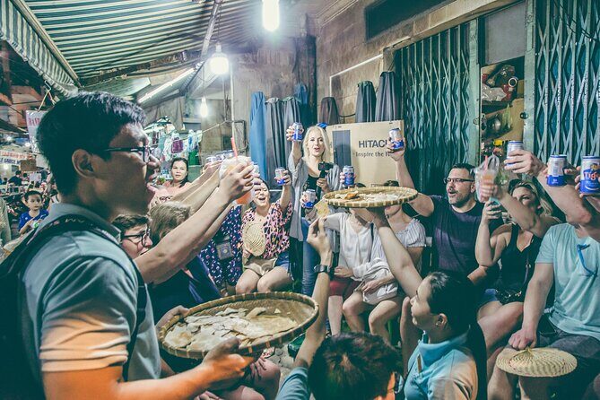 12 Tasting Street Food & Sightseeing By Scooter with Student - FAQs