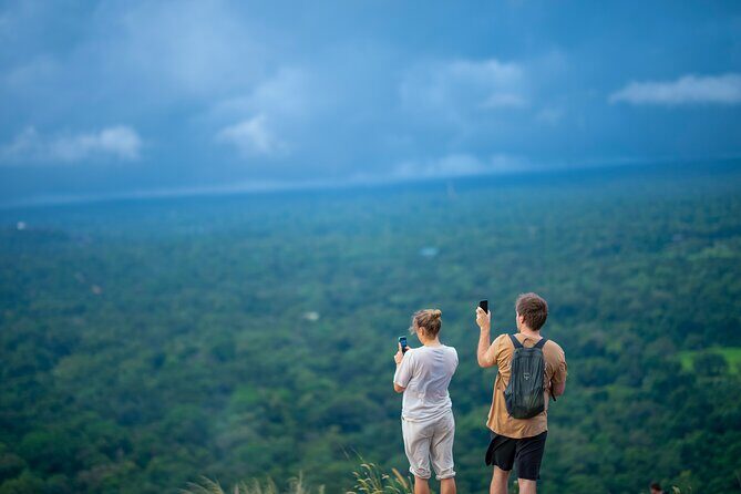 14 Days Sri Lanka ALL in One Classic Tour - Who Should Consider This Tour?