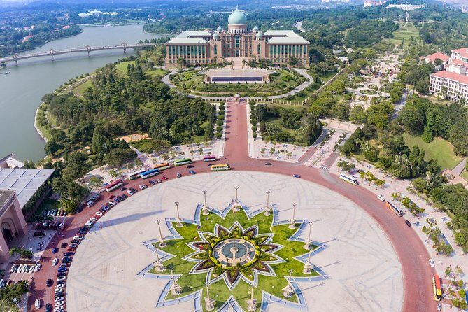 #17or19 Hrs Kuala Lumpur Van Tour from Singapore w' Tour Guide - The Sum Up: Who Will Love This Tour?
