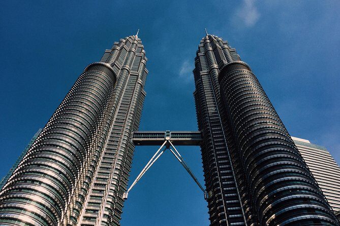 #17or19 Hrs Kuala Lumpur Van Tour from Singapore w' Tour Guide - FAQ