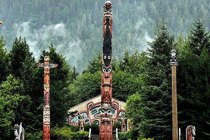 2.5 Hour Tour in Ketchikan on the Tongass Trolley - In-Depth Review of the Ketchikan Tongass Trolley Tour