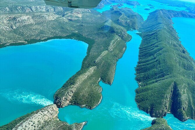2.5hr Non Stop Incredible Islands Tour - An In-Depth Look at the Broome Scenic Flight Experience